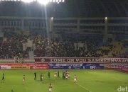 Persis vs Persebaya: Pertarungan Sengit di Lapangan