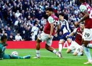 Pertarungan Sengit di Liga Inggris: Tottenham dan Leeds United Incar Pemain West Ham