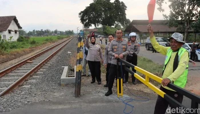 Polri Siap Pasang ETLE di Perlintasan Sebidang KA, Edukasi Jadi Prioritas
