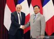 Prabowo Perkuat Pertahanan Indonesia dengan Alutsista Modern, Rupiah Melemah