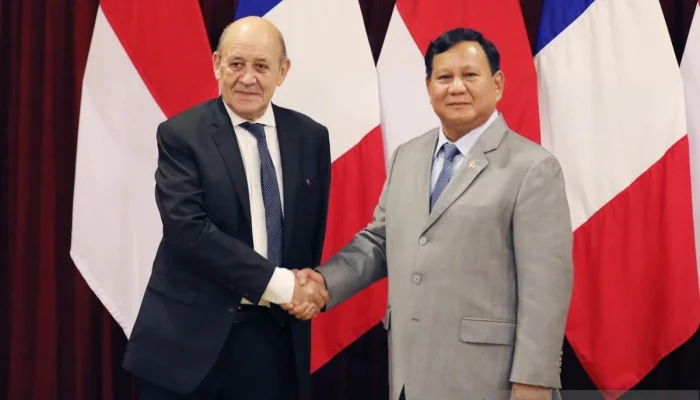 Prabowo Perkuat Pertahanan Indonesia dengan Alutsista Modern, Rupiah Melemah