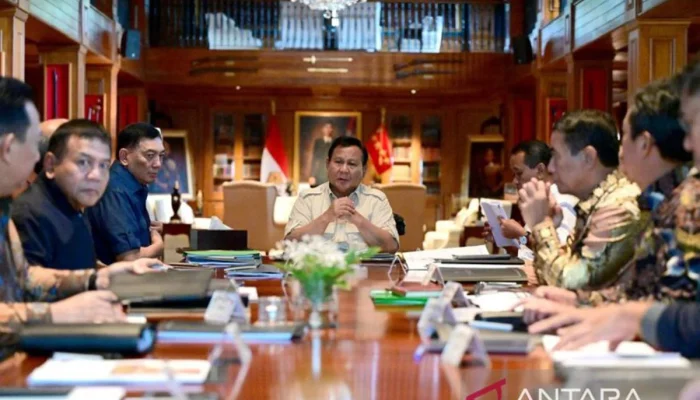 Prabowo Subianto Gelar Diskusi Rutin di Hambalang: Pengawasan Aliran Dana Diperketat bersama PPATK