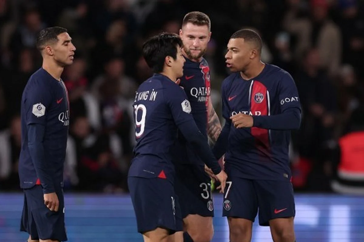 PSG Pimpin Klasemen Ligue 1, Rennes Lawan Paris FC untuk Posisi di Europa League
