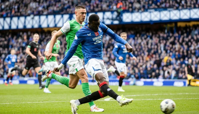Rangers Alami Kekecewaan Lagi, Hibernian Menang 2-1 di Ibrox