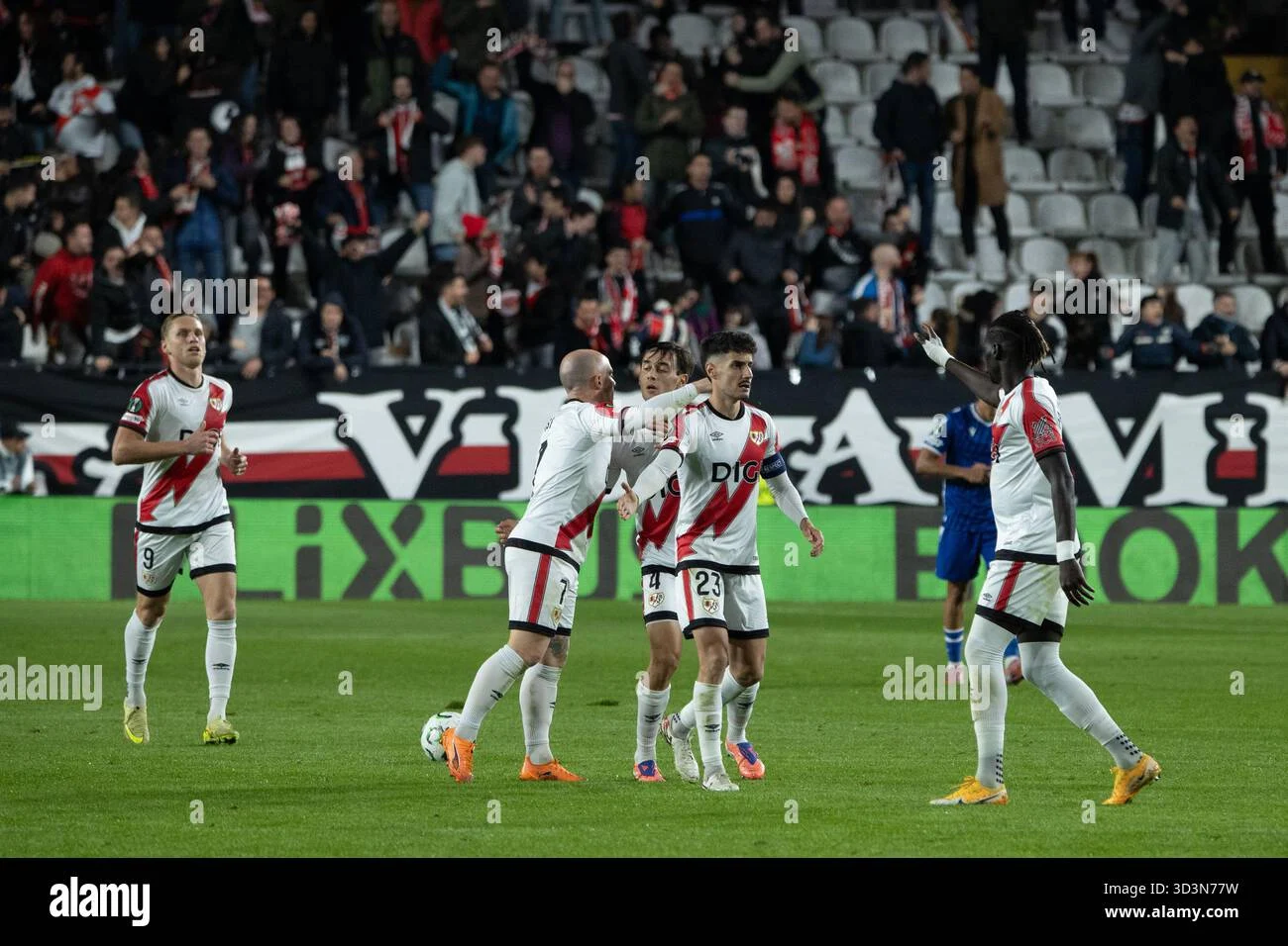 Rayo Vallecano: Isi Palazón Berbicara Setelah Kekalahan di Final Conference League