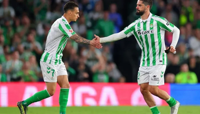 Real Betis vs Real Oviedo: Betis Tundukkan Oviedo 3-0 di LaLiga