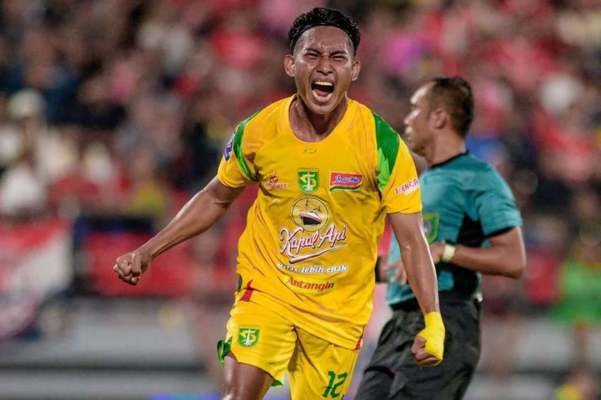 Rekor Tak Terkalahkan Bernardo Tavares: Senjata Rahasia Persebaya Surabaya Bungkam PSBS Biak di GBT