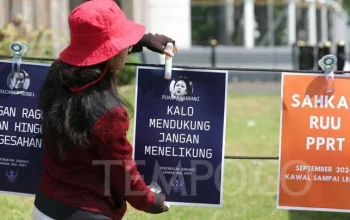 Riuh Tepuk Tangan! DPR Resmi Sahkan UU Perlindungan Pekerja Rumah Tangga di Momentum Hari Kartini