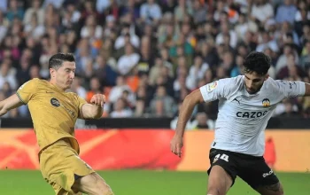 Robert Lewandowski Mencetak Gol Terakhirnya untuk Barcelona, Namun Valencia Comeback Menang 3-1