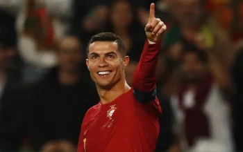 Ronaldo Lima Gelar: Megabintang Balas Provokasi Al Ahli dengan Gesture Pamer 5 Kejuaraan
