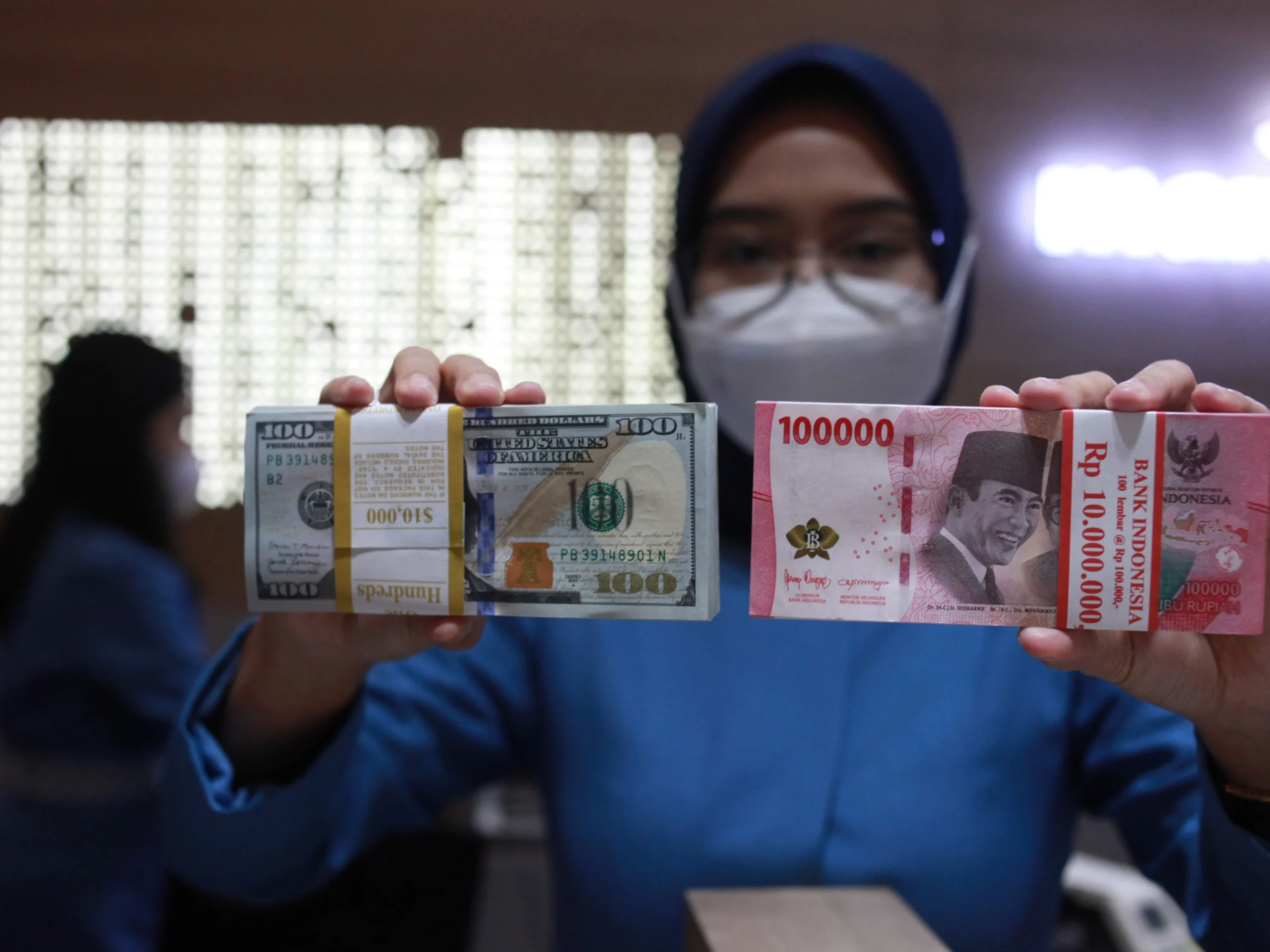 Rupiah Indonesia Melemah, Cadangan Devisa Turun ke Rp2.514 Triliun