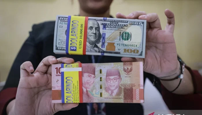 Rupiah Melemah, Kurs Dolar AS Sentuh 17.800: Apa yang Terjadi?