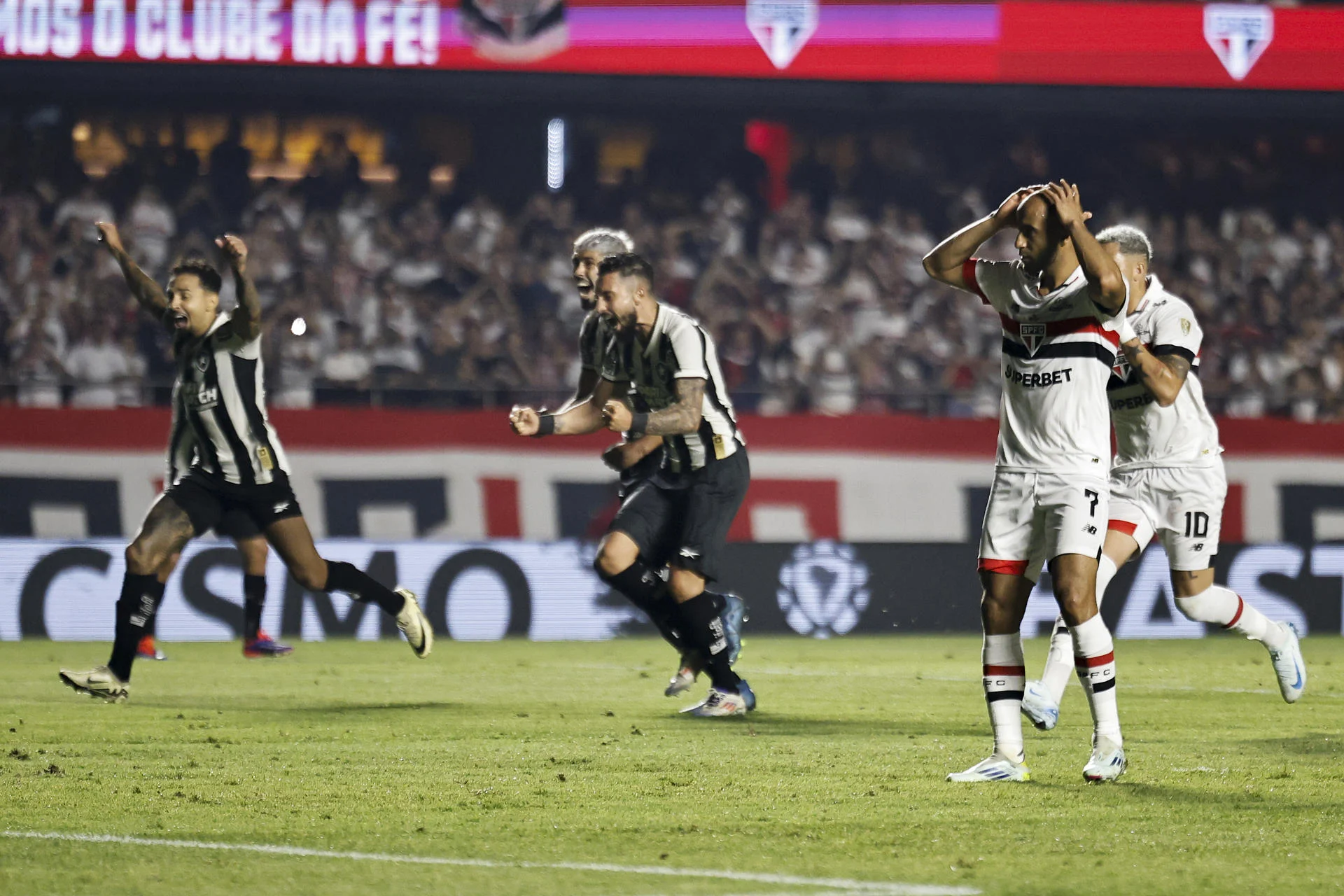 São Paulo dan Botafogo Saling Tukar Informasi Pemain