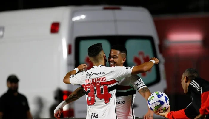 São Paulo Empata Com Millonarios: Reestreia de Dorival Júnior e Desafios no Morumbi