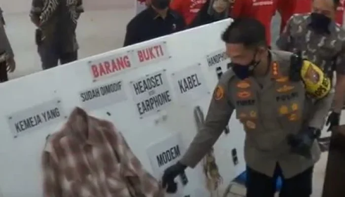 Sindikat Joki UTBK Surabaya Dibongkar, 14 Tersangka Ditahan