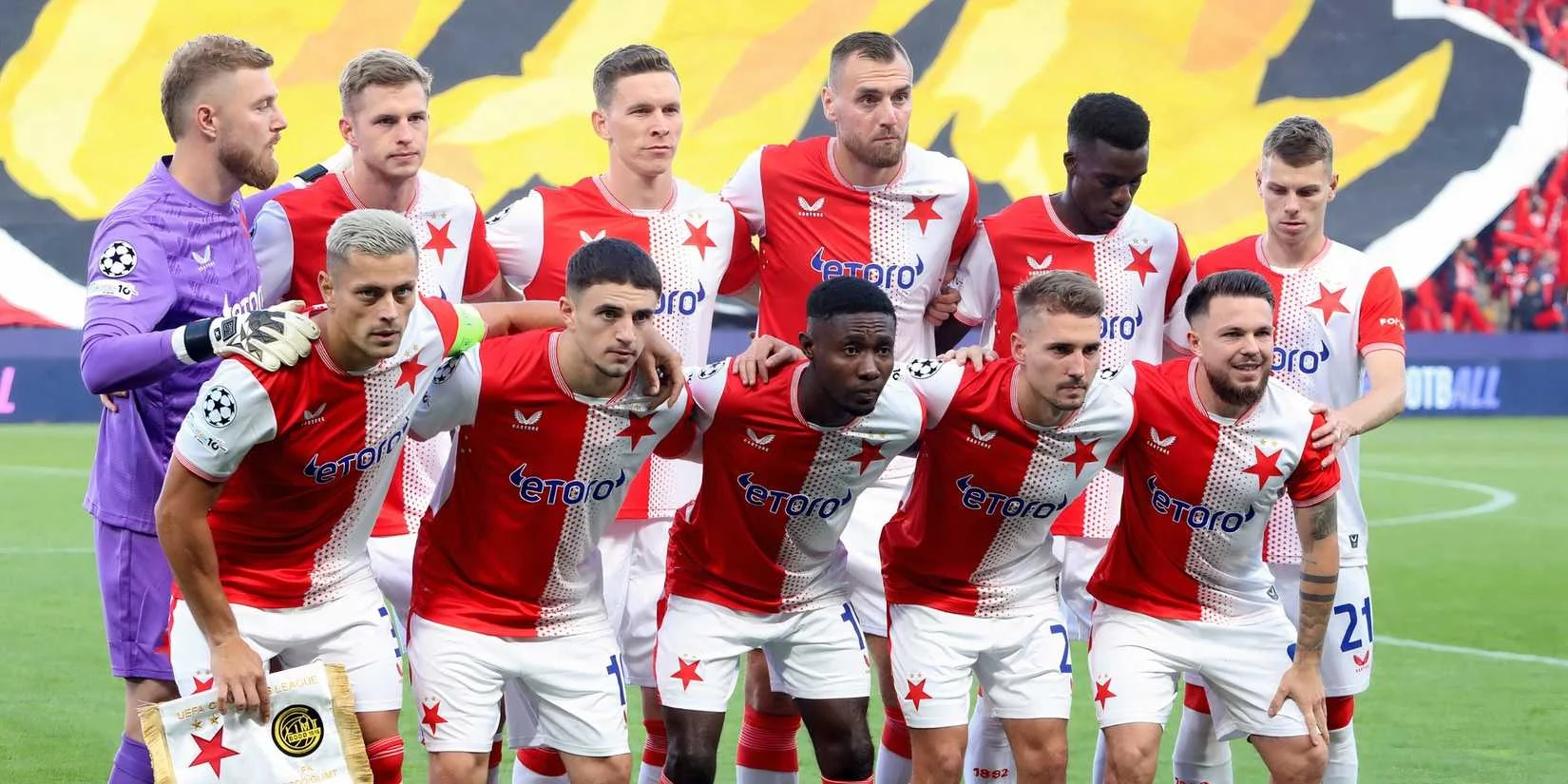 Slavia Prague Dihukum Karena Invansi Lapangan yang Melibatkan Penggemar dan Pemain Lawan