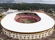 Stadion Lukas Enembe Bergemuruh: Persipura Kuasai Laga dengan Penonton Terbanyak