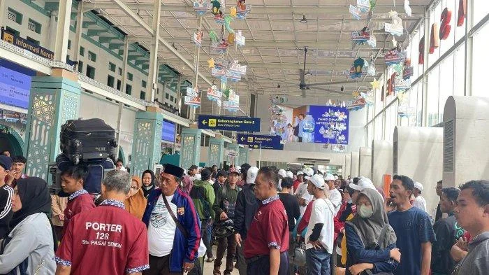 Stasiun Pasar Senen Jadi Pusat Pemudik saat Libur Panjang Iduladha