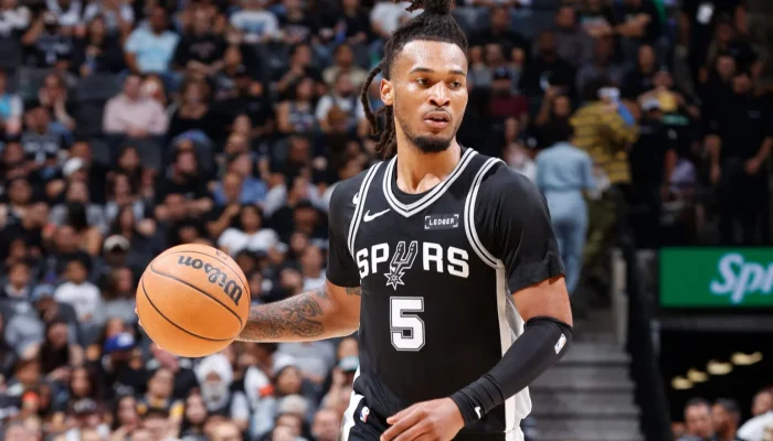 Stephon Castle Pimpin Spurs Kalahkan Wolves di Game 6, Siap Hadapi Thunder