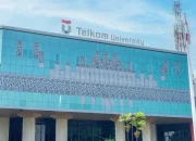 Telkom University Surabaya Berkomitmen Mendukung Pengelolaan Limbah Plastik dan Meningkatkan Produktivitas UMKM