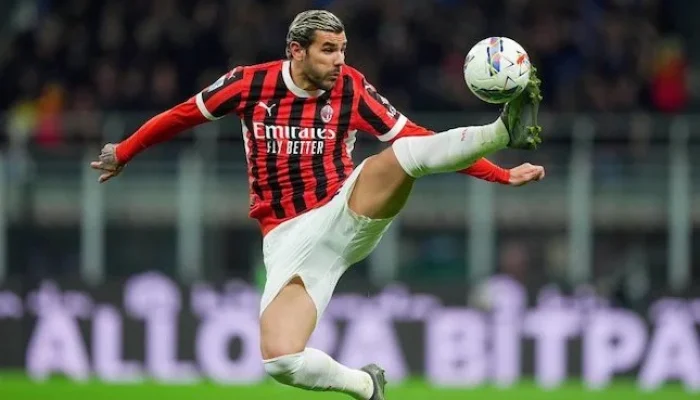 Theo Hernandez Dibidik Juventus, Apakah Pemain Ini Akan Kembali ke Serie A?