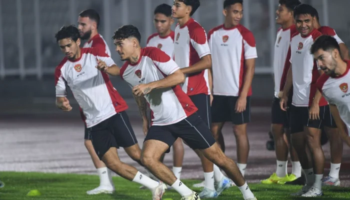 Timnas Indonesia Siap Menghadapi ASEAN Championship 2026, Thom Haye dan Shayne Pattynama Ikut Latihan