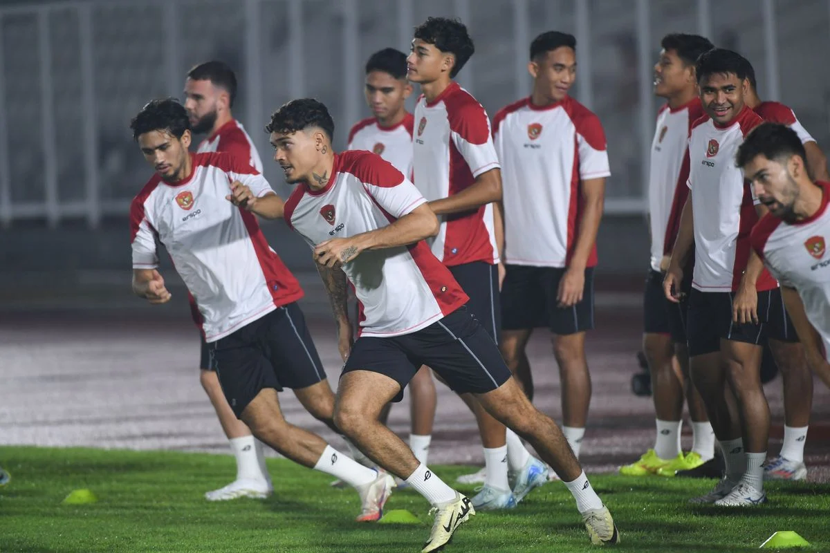 Timnas Indonesia Siap Menghadapi ASEAN Championship 2026, Thom Haye dan Shayne Pattynama Ikut Latihan