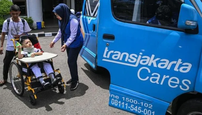 TransJakarta Siap Memudahkan Mobilitas Warga Lansia dan Masyarakat