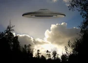 UFO di Jawa Timur: Antara Fenomena Alam dan Benda Asing