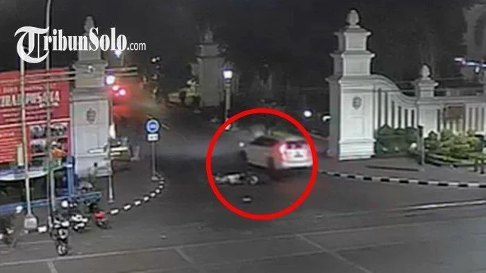 Video CCTV Ungkap Detik-Detik Tabrak Lari Pajero di Kalimalang, Duren Sawit