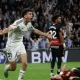 Vinicius Mode Gacor, Real Madrid Tunda Pesta Juara Barcelona