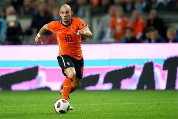 Wesley Sneijder: Legenda Sepakbola Belanda yang Masih Aktif di Dunia Sepakbola
