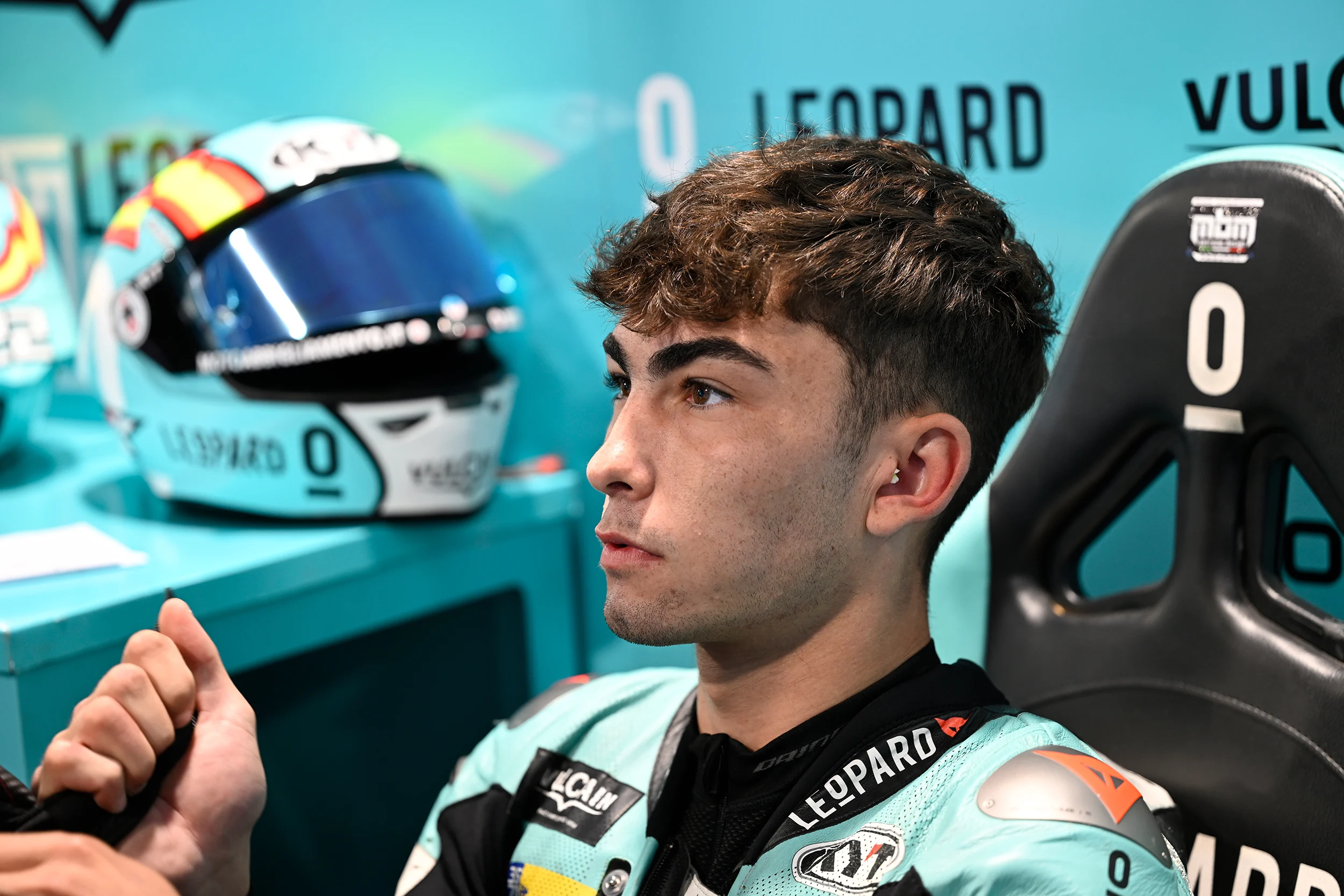 Adrián Fernández Didesak dari Enam Balapan Moto3