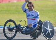 Alex Zanardi Menginspirasi Perdamaian dan Olahraga