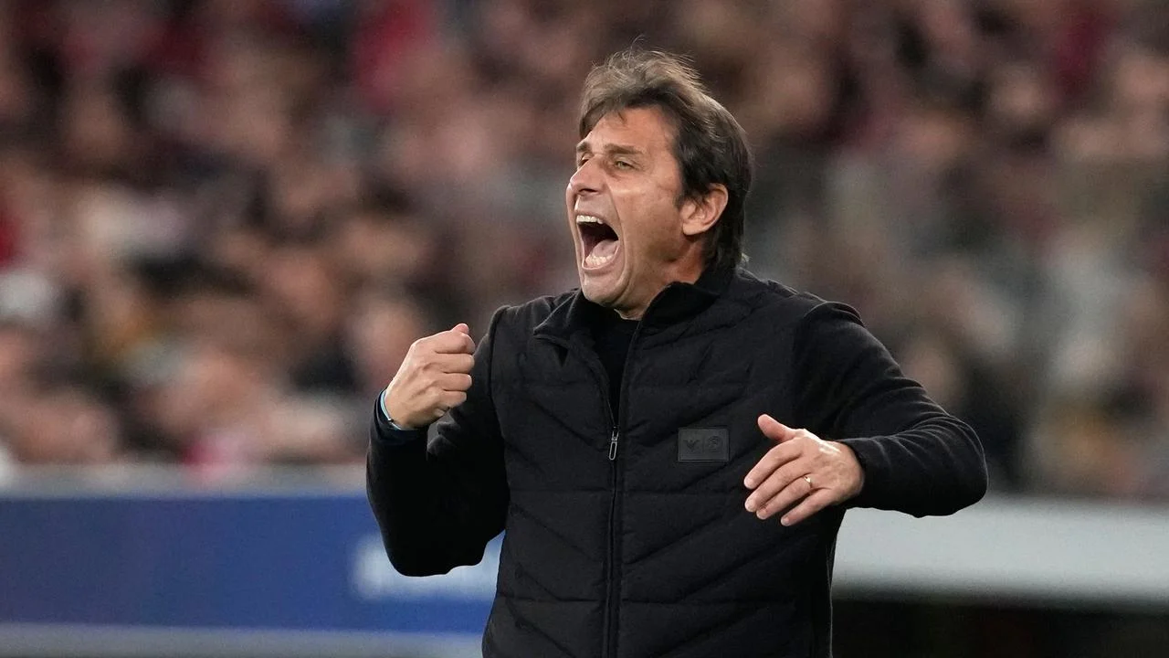 Antonio Conte Resmi Menjadi Pelatih Timnas Italia: Tantangan dan Harapan
