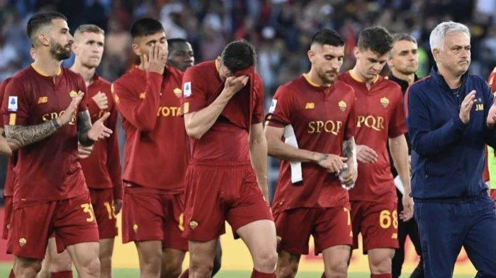 As Roma: Dari Kemenangan Timnas Italia Hingga Pemain yang Menarik Perhatian di Serie A