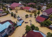 Banjir Melanda Indonesia: Dari Aceh Hingga Jakarta, Siap Siaga!