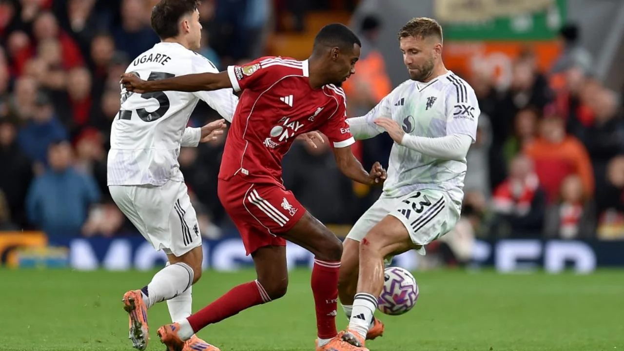 Bursa Transfer: Liverpool, Manchester United, dan Bayern Munich Berebut Pemain Muda