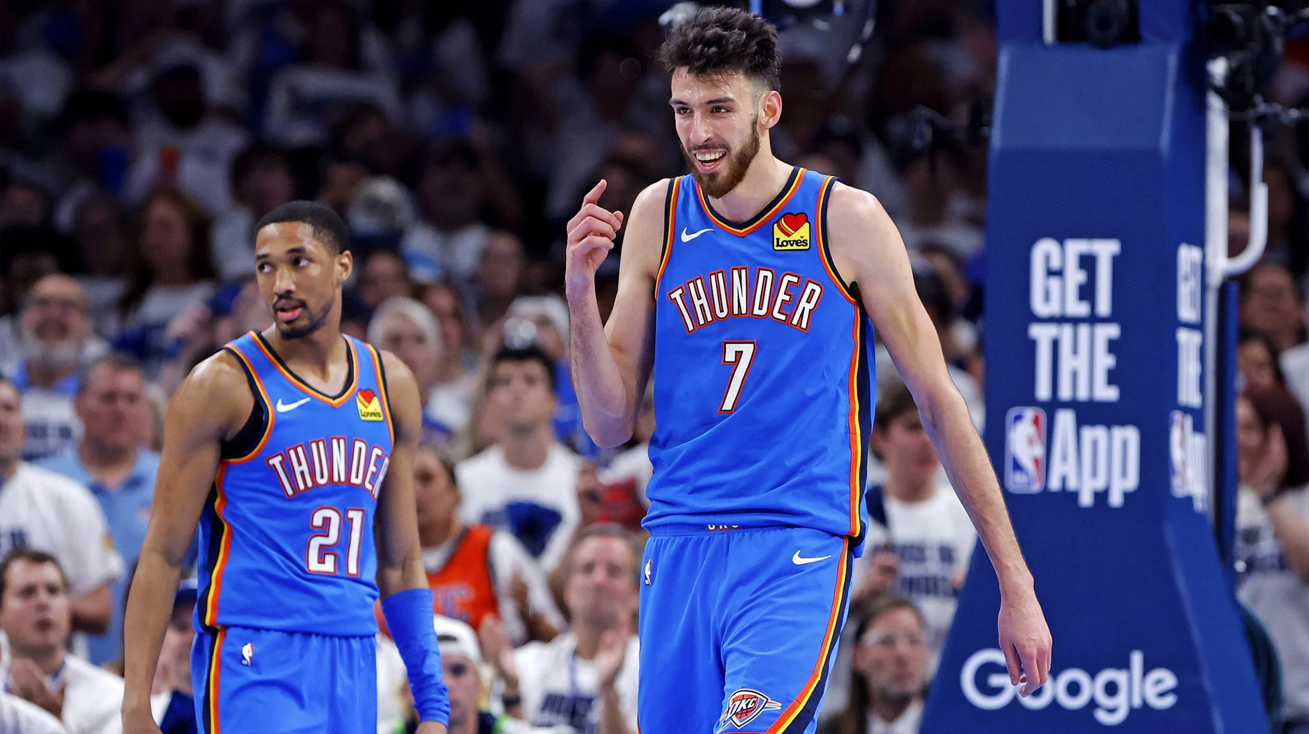 Chet Holmgren Tetap Jadi Pilar Oklahoma City Thunder