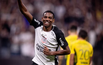 Corinthians Bangkit dari Keterpurukan, André Luiz Jadi Pahlawan