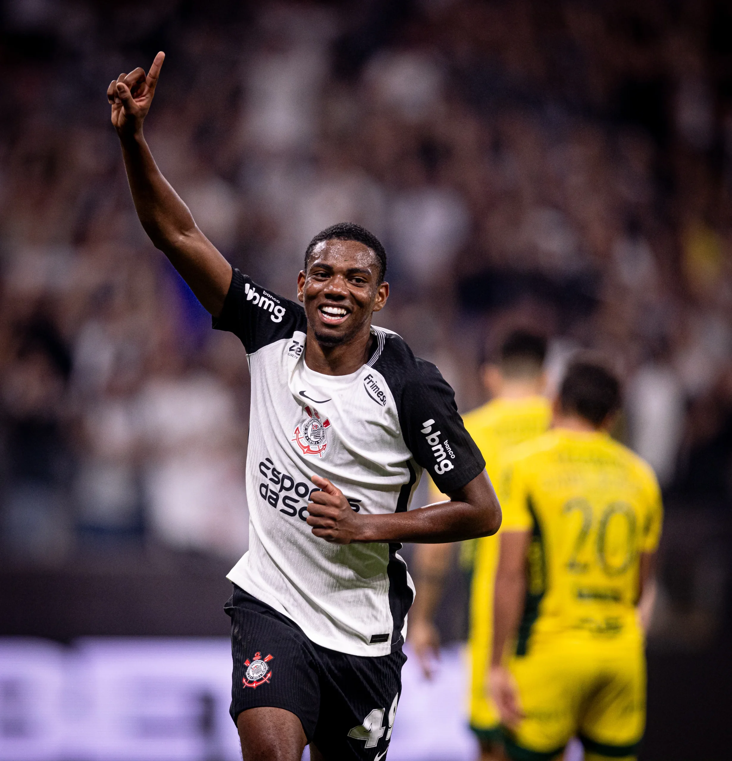 Corinthians Bangkit dari Keterpurukan, André Luiz Jadi Pahlawan