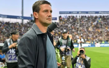 Cristian Chivu Perpanjang Kontrak di Inter Turku Hingga 2028