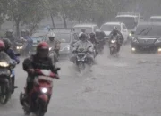 Cuaca Ekstrem di Indonesia: Hujan, Petir, dan Banjir Mengancam