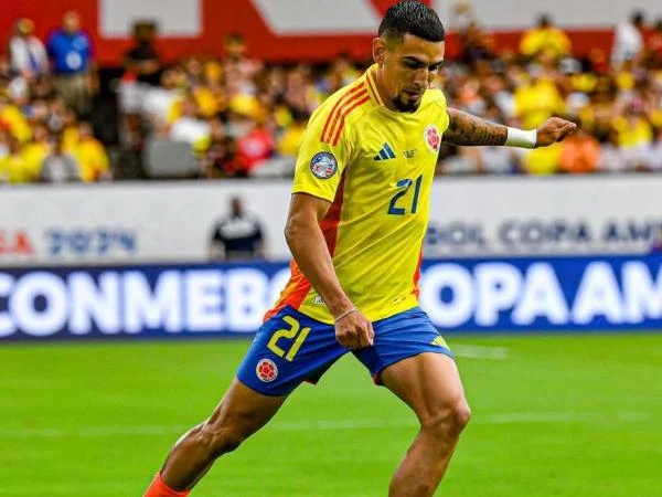 Daniel Muñoz, Pemain yang Membuat Colombia Berkibar di Piala Dunia 2026