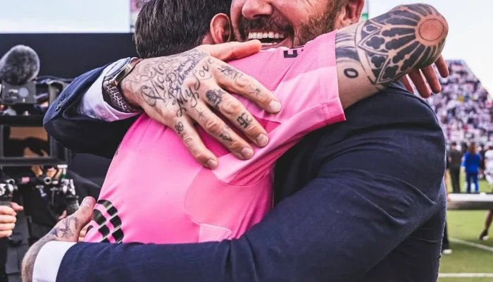 David Beckham dan Lionel Messi: Dua Legenda Sepakbola yang Menginspirasi