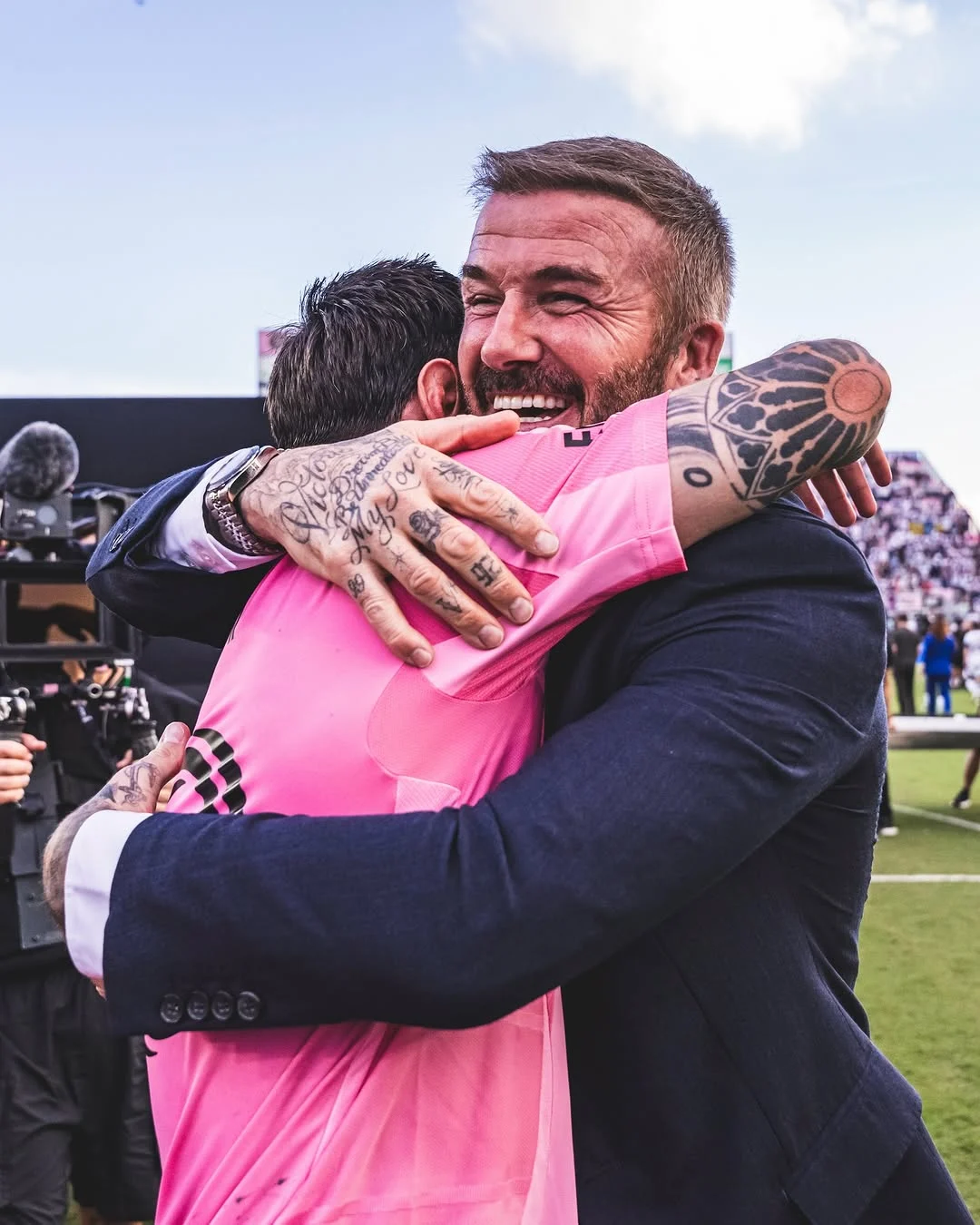 David Beckham dan Lionel Messi: Dua Legenda Sepakbola yang Menginspirasi