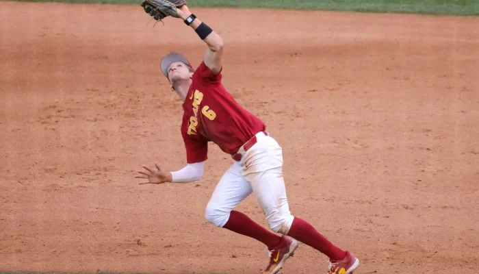 Dean Carpentier Pemain Baseball yang Membuat USC Menang