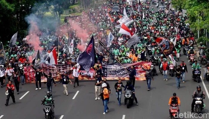 Demo Besok: Mahasiswa dan Rakyat Turun ke Jalan, Tuntut Perubahan