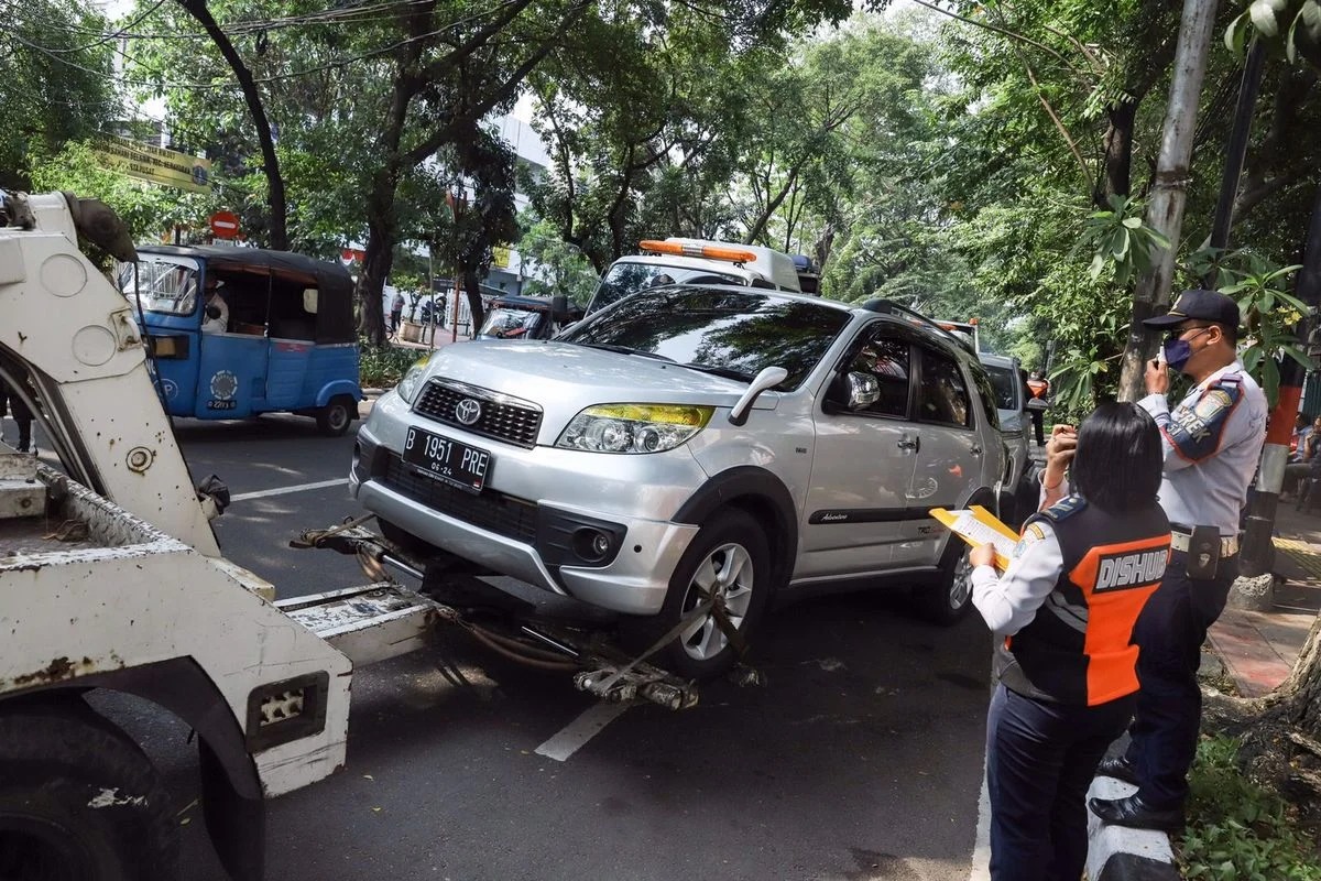 Dishub DKI Jakarta Berlakukan Penertiban Parkir Liar dengan Pendekatan Humanis
