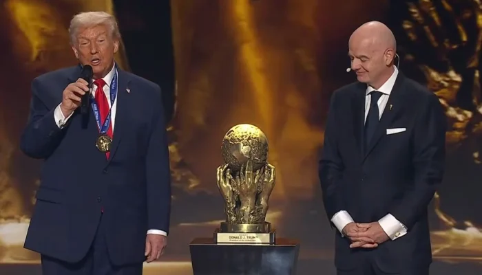 Donald Trump: Antara Kritik dan Penghargaan